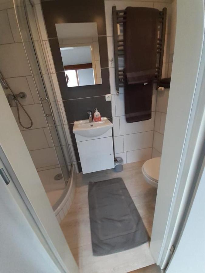 Studio Apartment Alsdorf Dış mekan fotoğraf